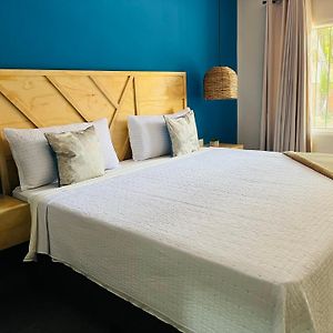 We Hotel, La Lima